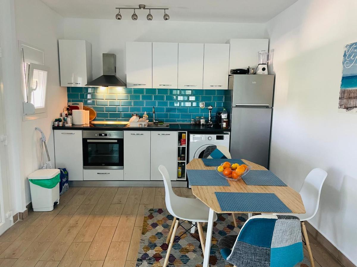 Villa ,,Sea Breeze,, - Home By The Sea Néa Ankhíalos Eksteriør bilde
