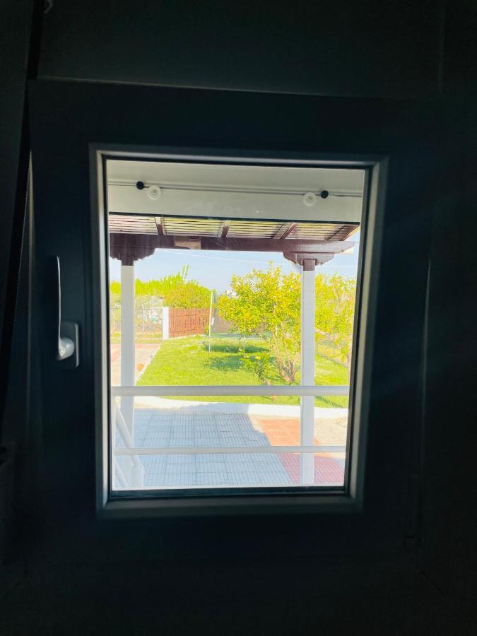 Villa ,,Sea Breeze,, - Home By The Sea Néa Ankhíalos Eksteriør bilde