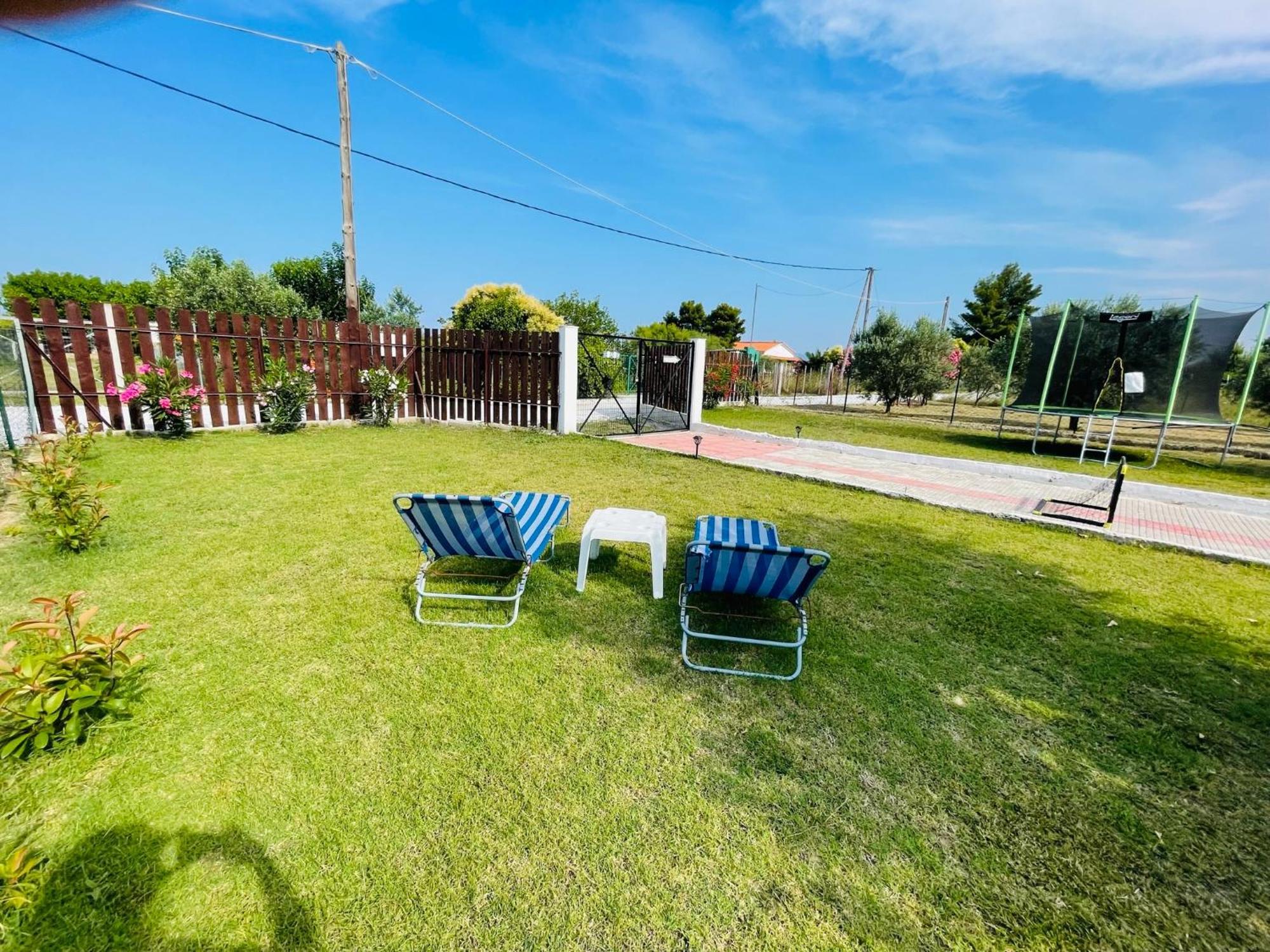 Villa ,,Sea Breeze,, - Home By The Sea Néa Ankhíalos Eksteriør bilde